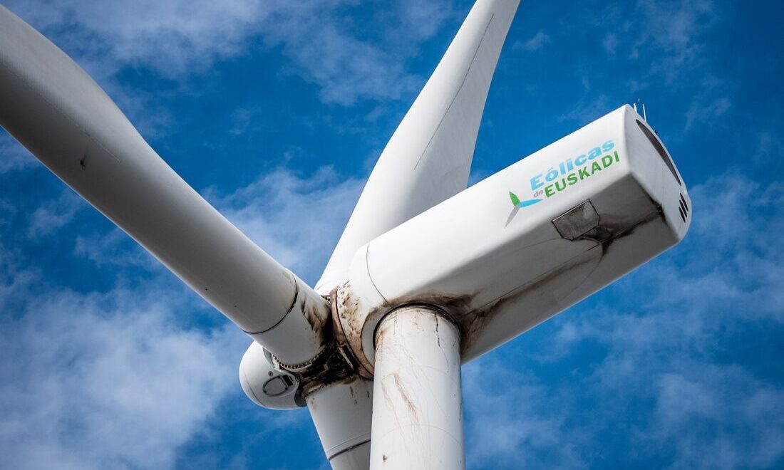 Texas vs. Virginia Power Outages: County and Utility Insights